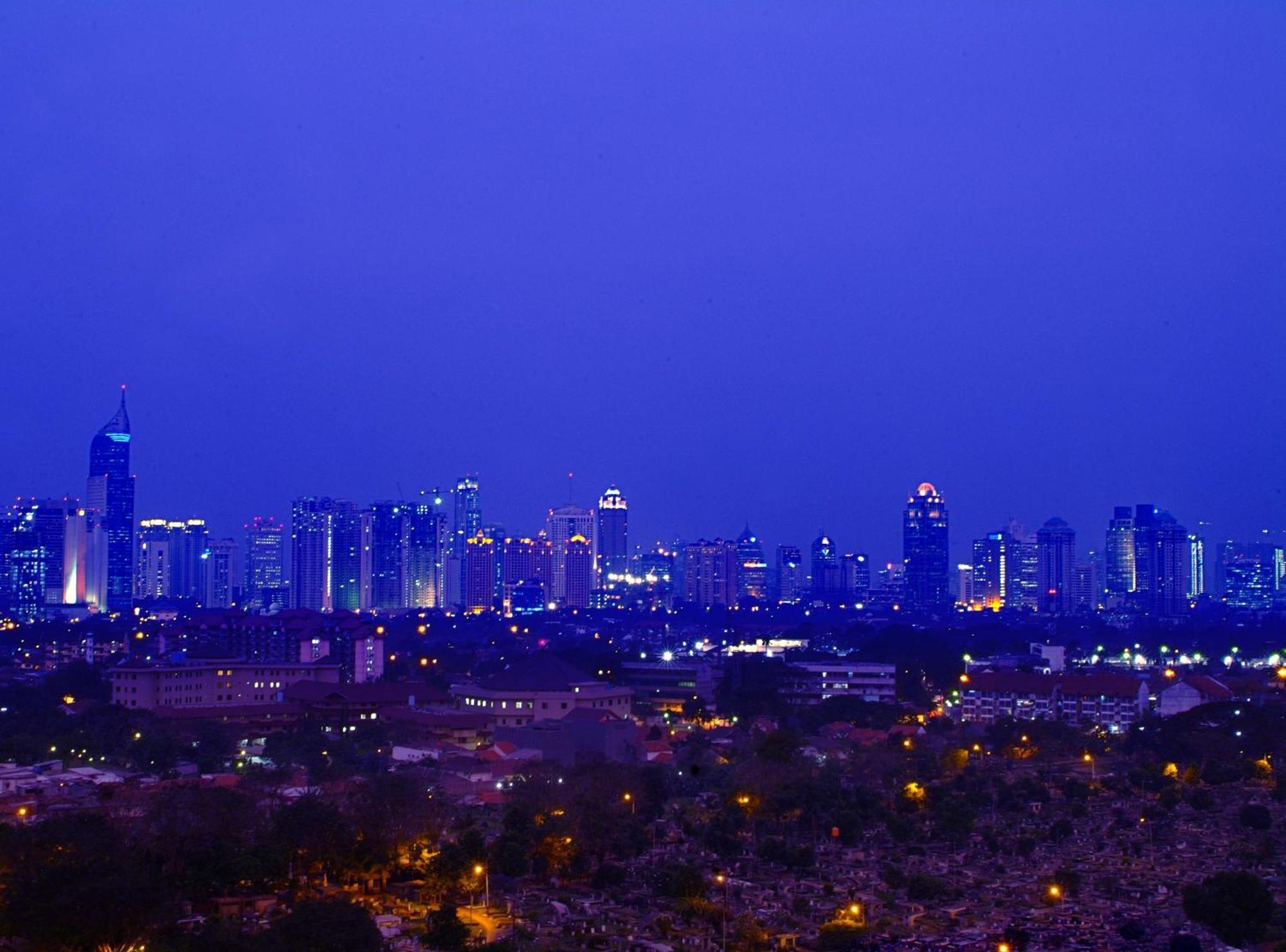 Hotel Santika Premiere Slipi 4*