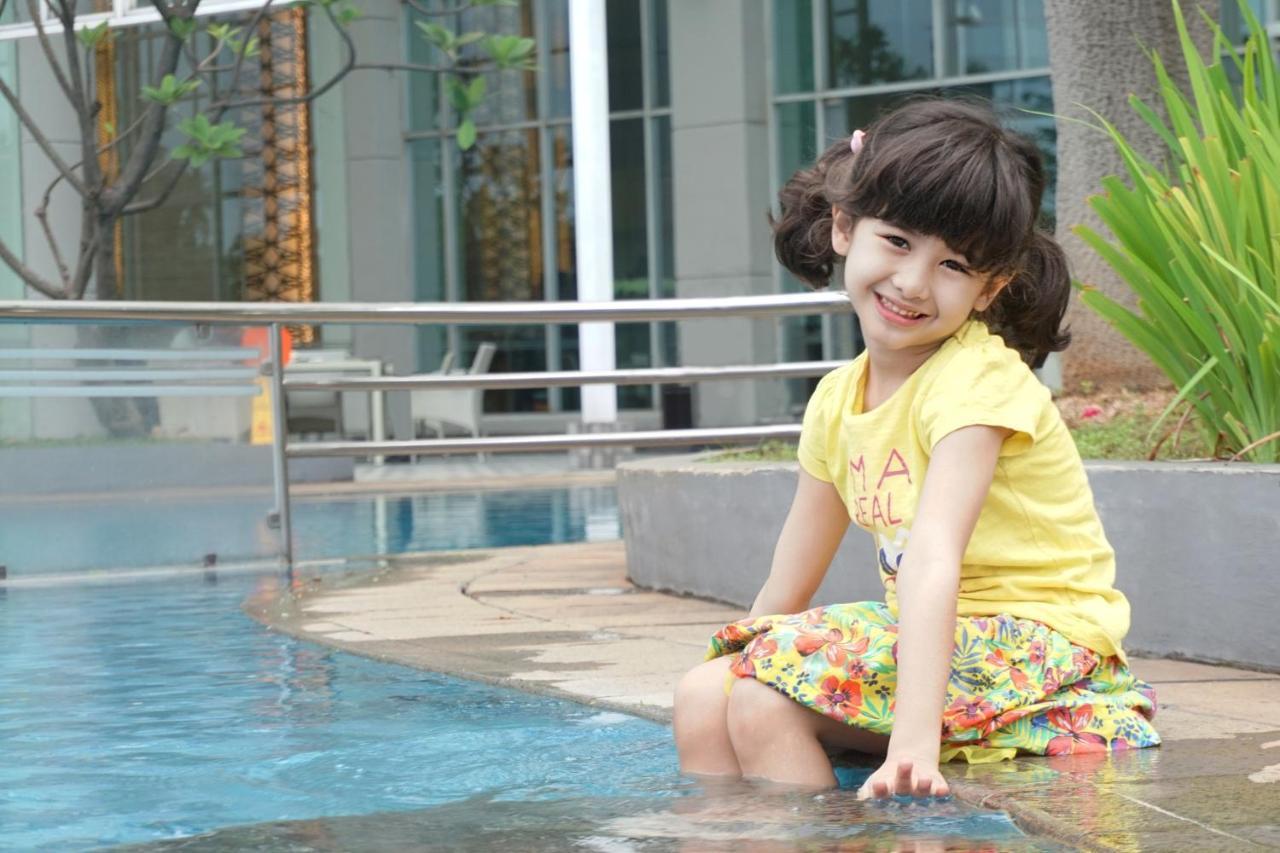 Santika Premiere Slipi